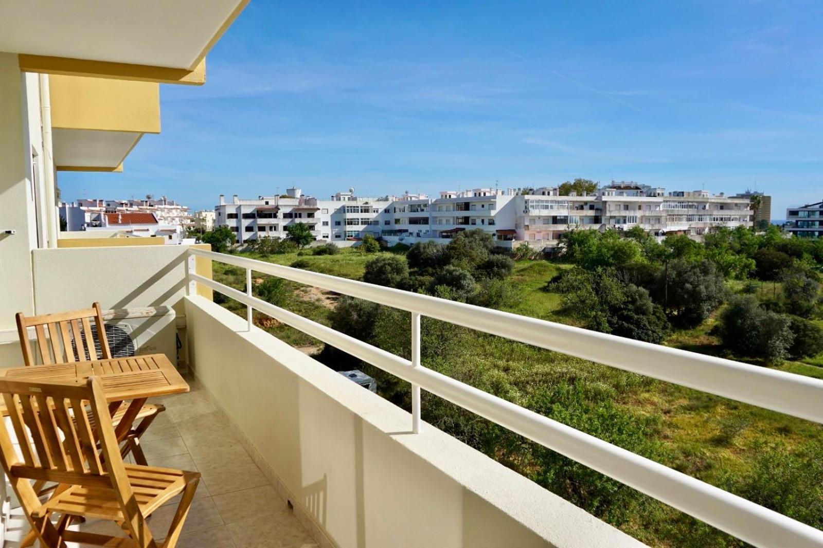 Cozy Alvor Retreat - Sunset Balcony, Wi-Fi & Ac Apartment Exterior photo